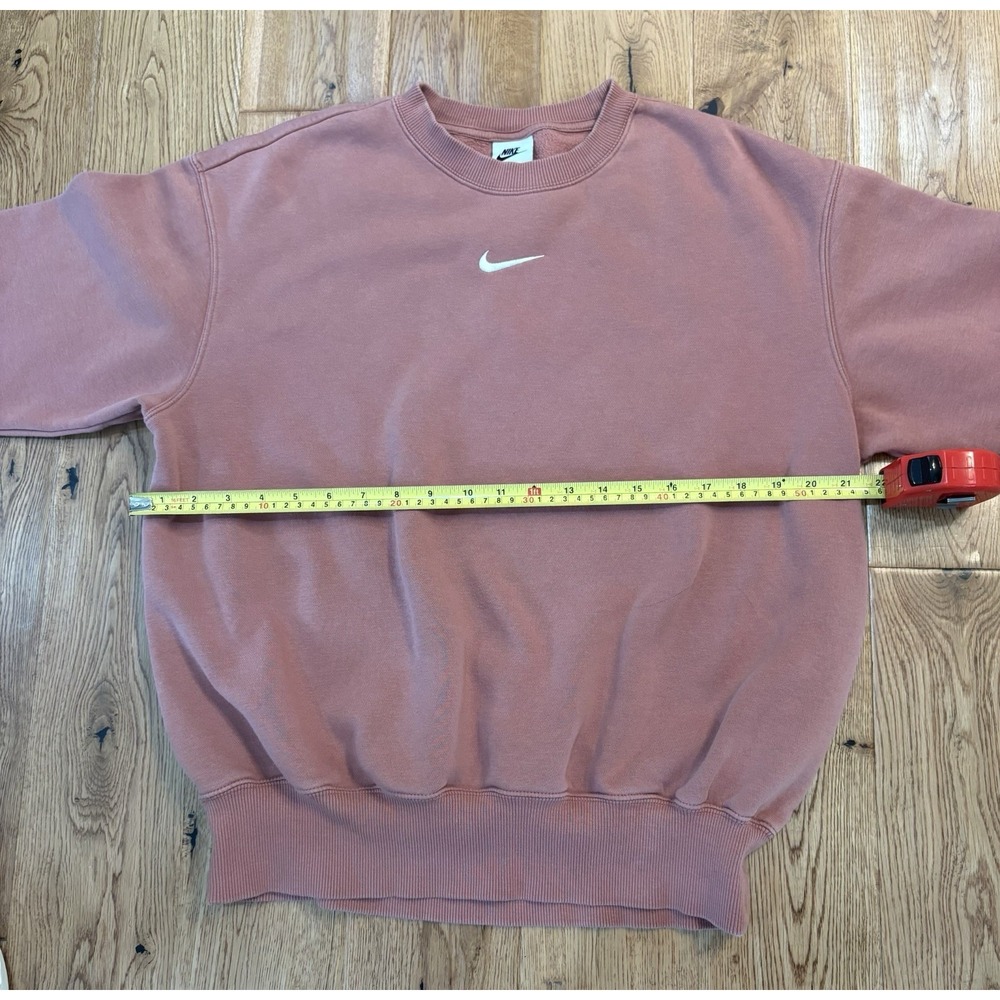 Nike Women's Oversized Crewneck Sweatshirt Mauve XS DQ5733-634 Center Swoosh - Picture 4 of 5